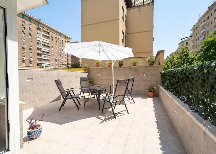 Appia Purple Terrace In Apartment *
